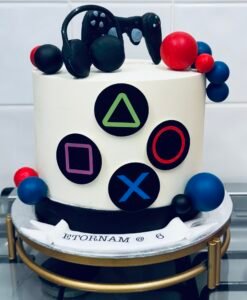 Ann Bakes
