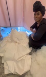 SILVERSILVER BRIDAL DRESSER