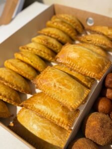 Veec3’s kitchen and Bakery
