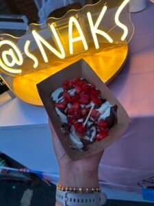 sNAKS