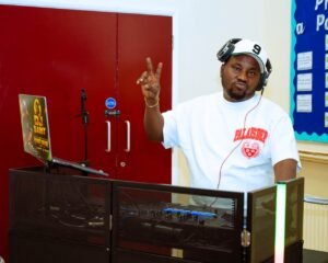 Dj Saint